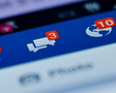 4 Tips For Creating Eye-Catching Facebook Ads For Your Building Materials Company
